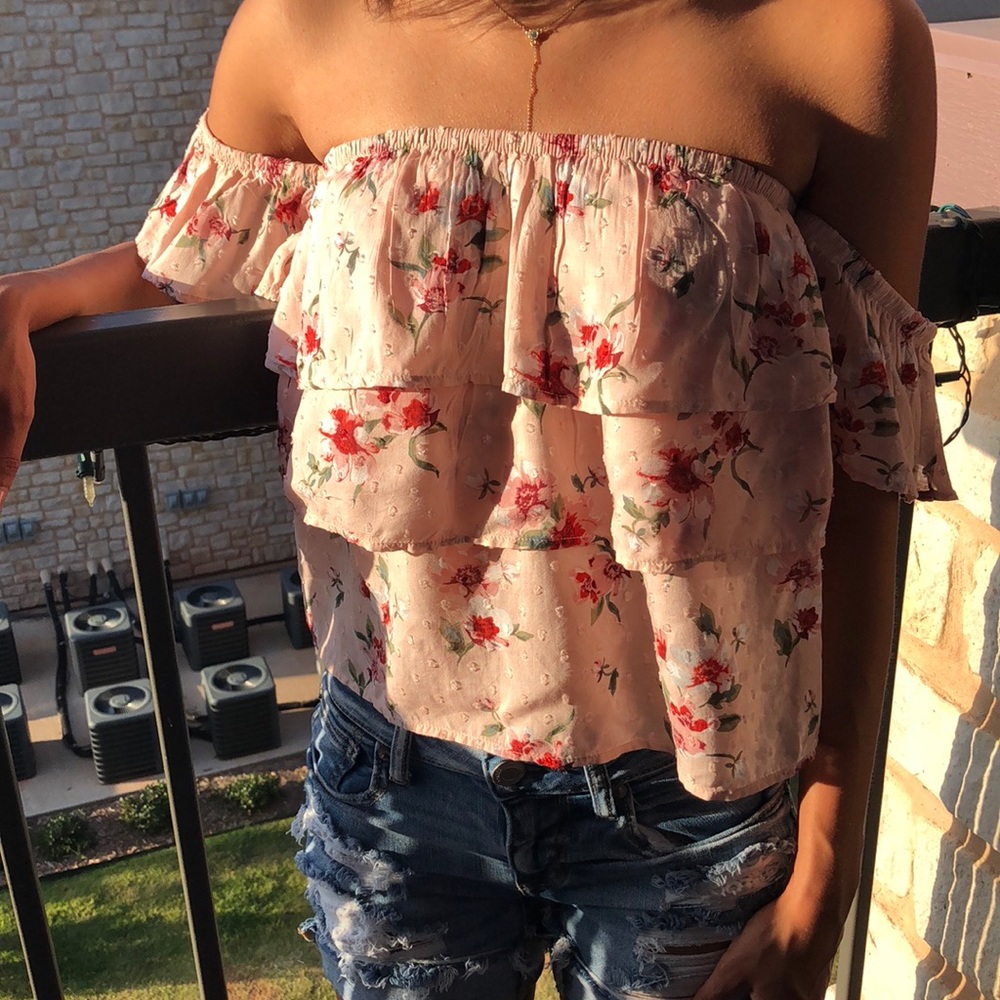 NWOT American Eagle Floral Off The Shoulder Top